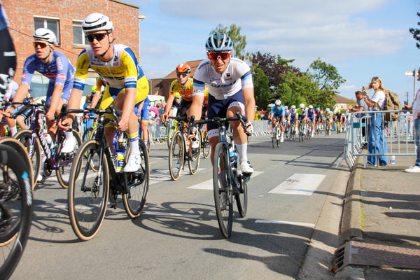 Het MYVELO Procycling Team maakt indruk tijdens UCI-wedstrijd in Frankrijk 🇫🇷